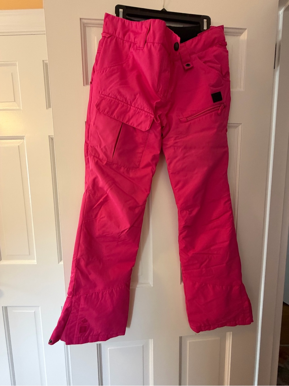 Womens Bright Pink Insulated Ski Pants with Cargo Pockets